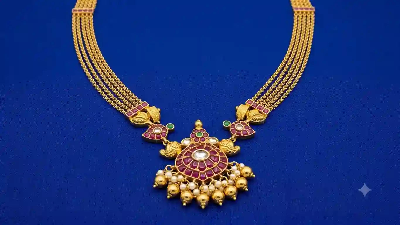 Kemp Stone Gold Necklace with Pearl Drops